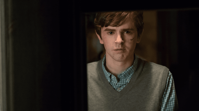 Freddie Highmore - Bates Motel